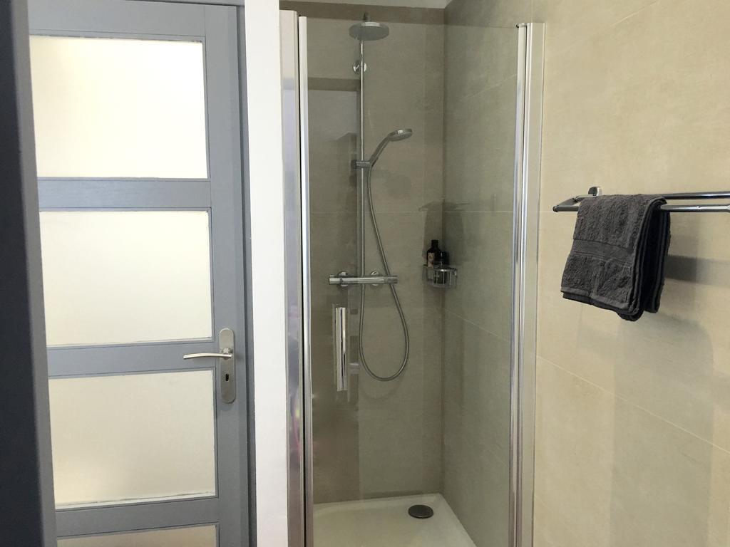 Little Plaza Appart'Hotel ลีลล์ ภายนอก รูปภาพ